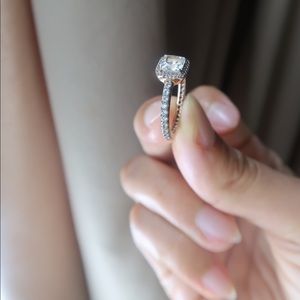 Square-Cut Cubic Zirconia Pandora Ring Size 6